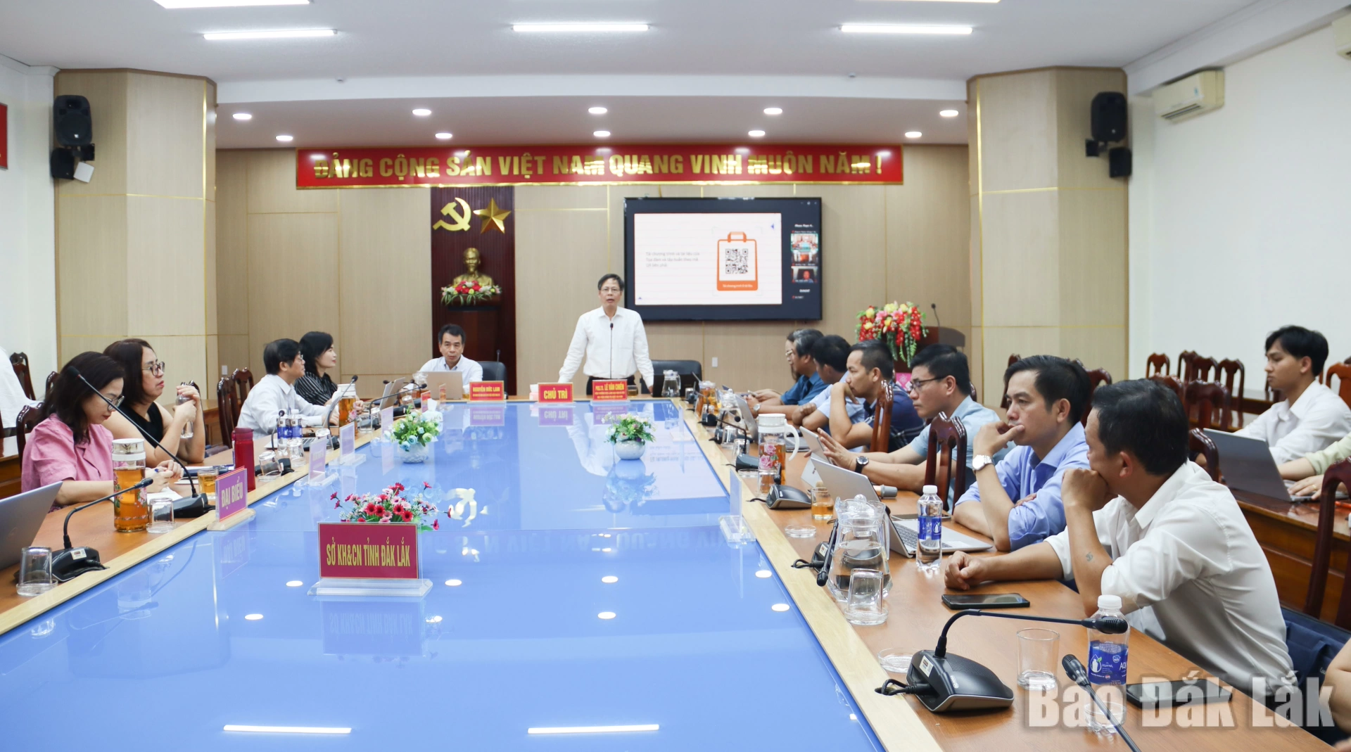 Quang cảnh lớp tập huấn tại điểm cầu trực tiếp ở Sở Khoa học và Công nghệ.