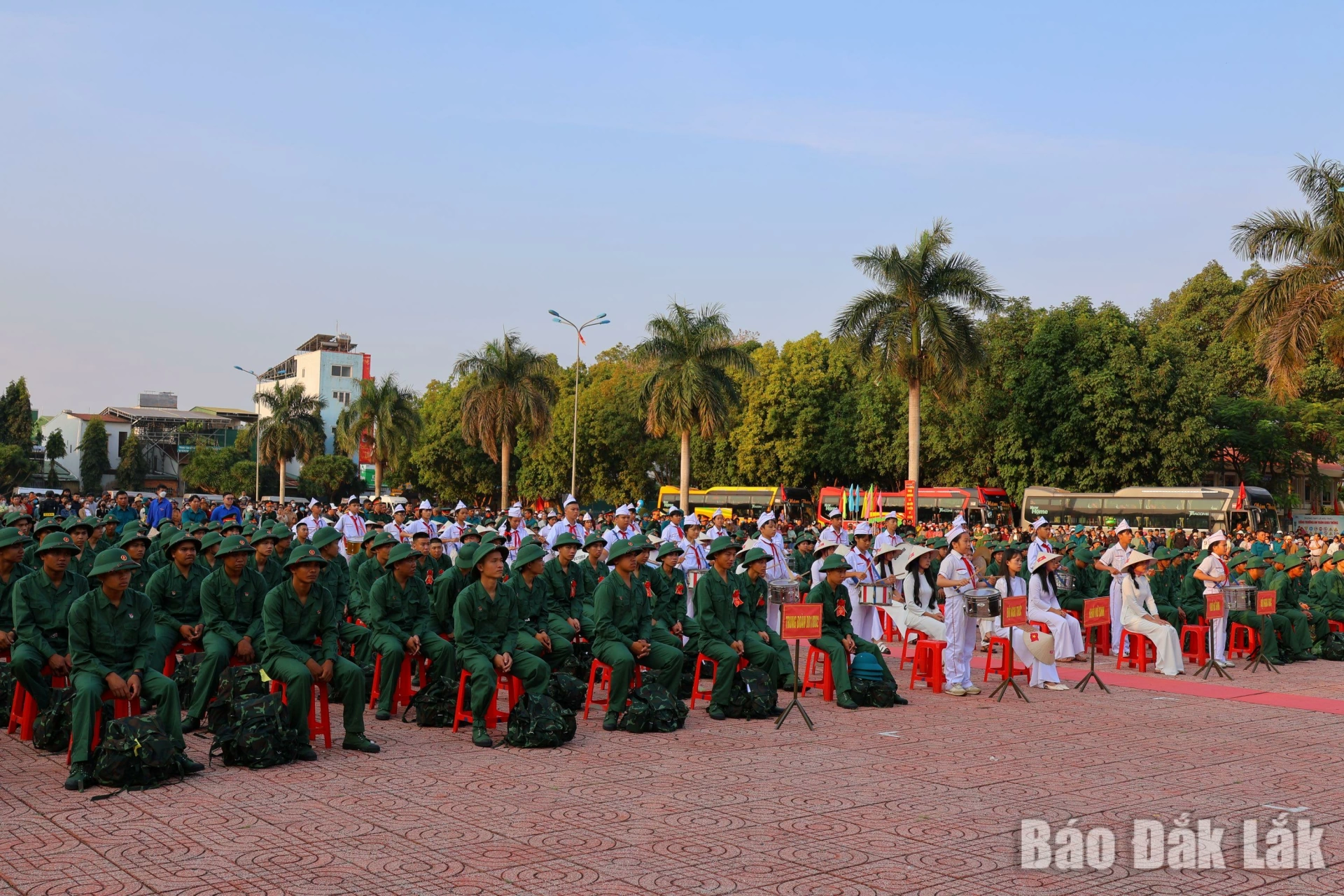 Thanh niên ưu tú của các xã Quảng Phú, Cư M’gar, Ea Mdoh, Ea Tul, Cuôr Đăng, Ea Kiết 