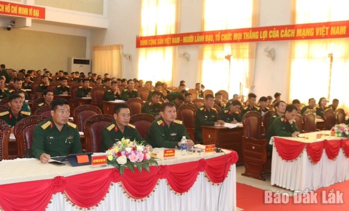 Tập huấn sử dụng phần mềm truyền số liệu quân sự