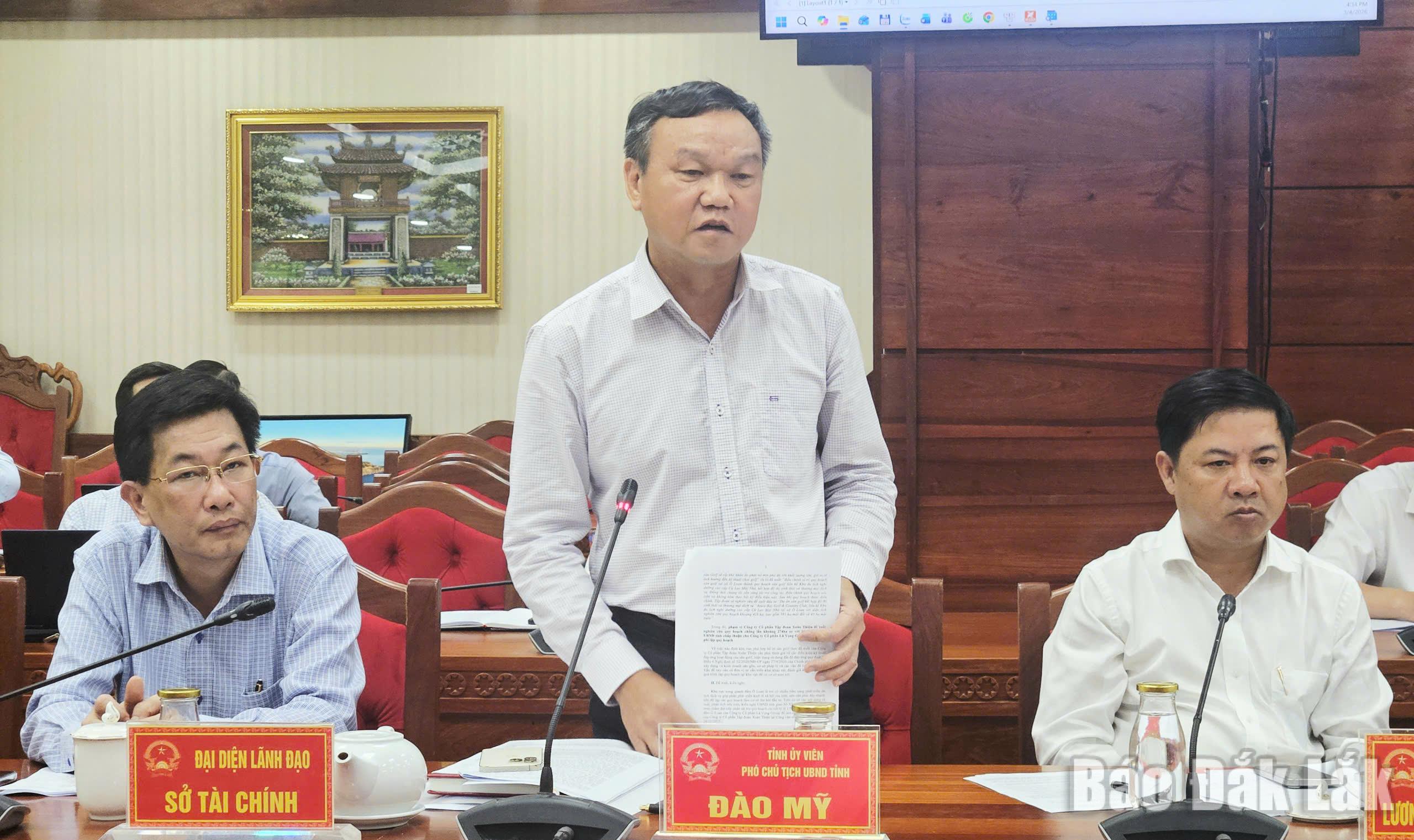 Phó Chủ tịch UBND tỉnh: Nguyễn Thiên Văn, Đào Mỹ