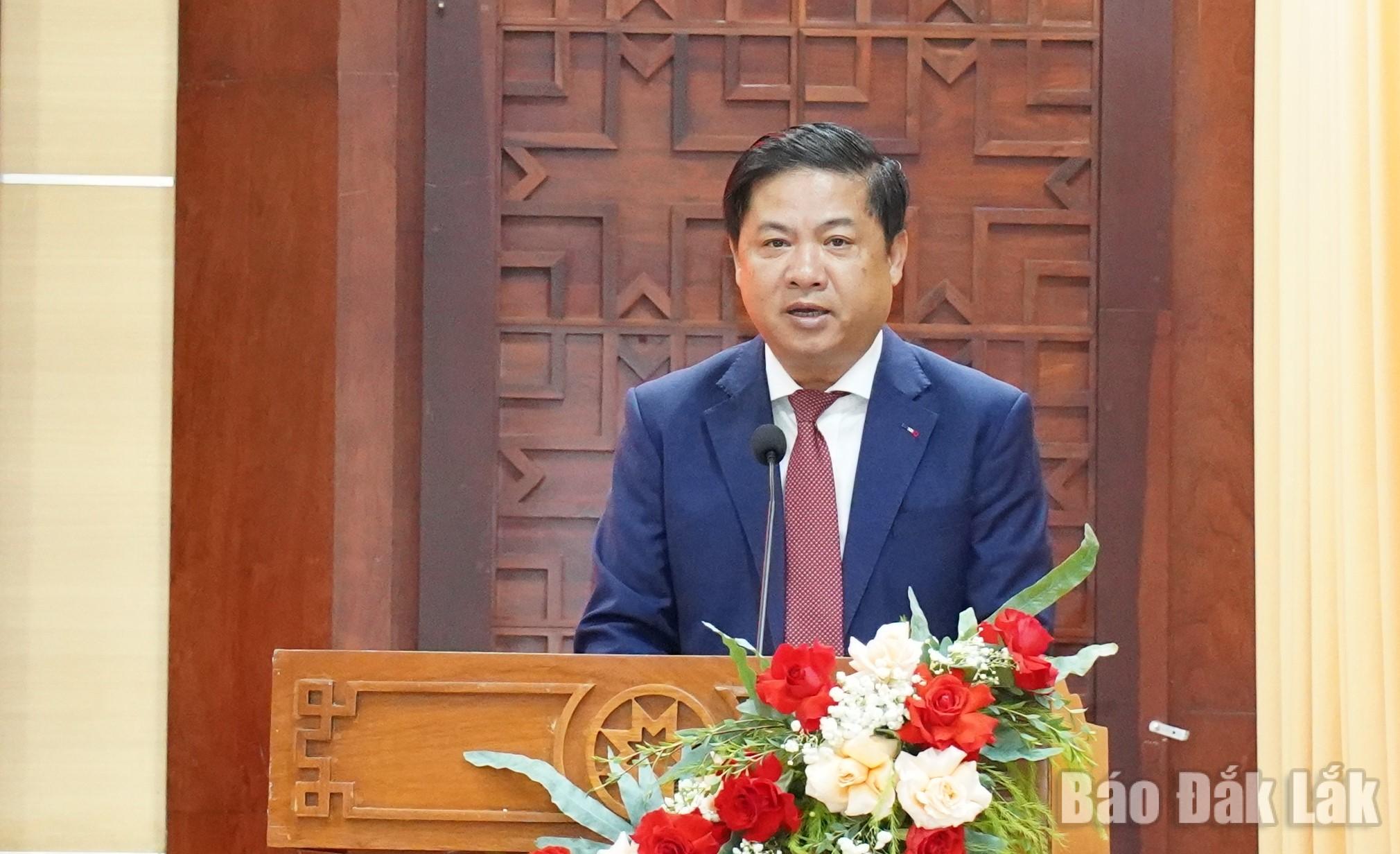 Đồng chí Lương Nguyễn Minh Triết, Ủy viên Ban Chấp hành Trung ương Đảng, Bí thư Tỉnh ủy phát biểu chỉ đạo tại kỳ họp. Ảnh: Vạn Tiếp