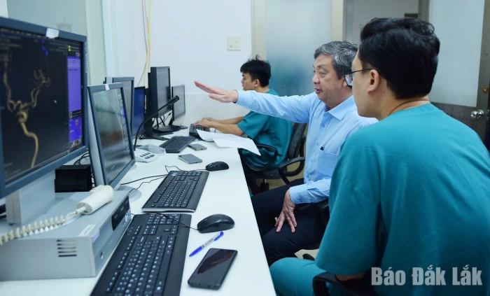 “Đòn bẩy” khoa học trong nâng cao chất lượng khám, chữa bệnh