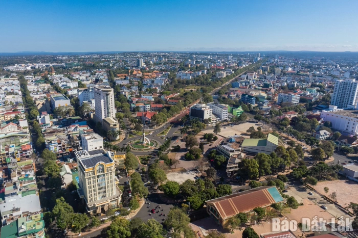 Sức sống mới trên quê hương 10/3 anh hùng Sức sống mới trên quê hương 10/3 anh hùng