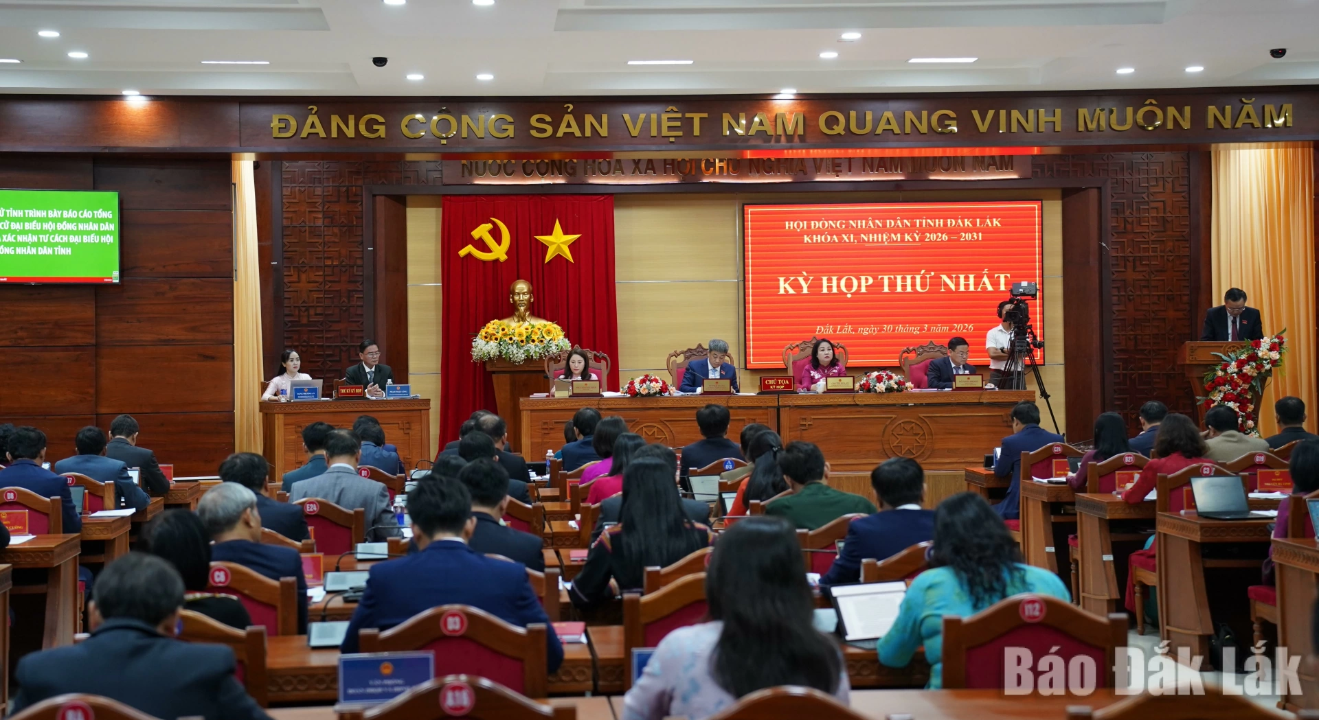 Quang cảnh kỳ họp. Ảnh: Vạn Tiếp