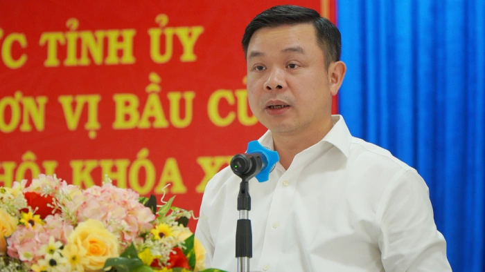 Phó Bí thư Tỉnh ủy Đỗ Hữu Huy làm việc với đơn vị bầu cử ĐBQH số 2