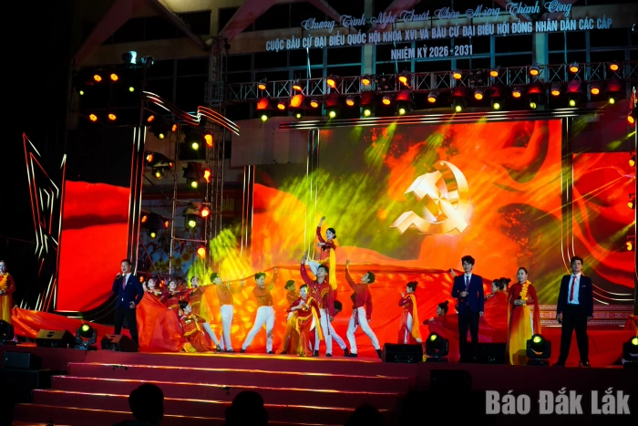 Rộn ràng chương trình nghệ thuật “Đắk Lắk - Chung một niềm tin"