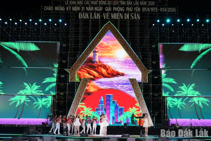 Đêm nhạc đa sắc màu phục vụ người dân, du khách