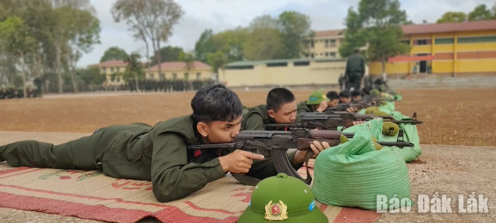 Tổ chức bắn đạn thật cho công dân thực hiện nghĩa vụ tham gia Công an nhân dân