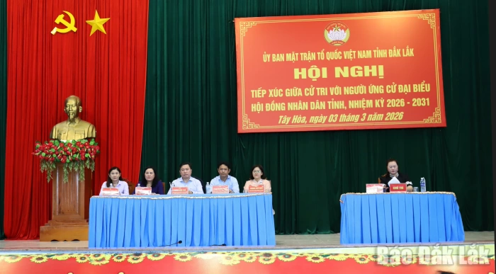 Ứng cử viên đại biểu HĐND tỉnh, đơn vị bầu cử số 2 tiếp xúc cử tri tại xã Tây Hòa