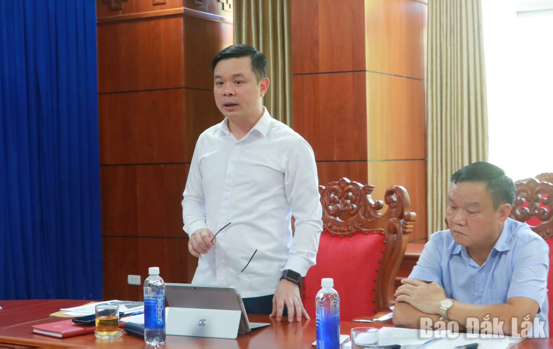 Ủy viên dự khuyết Ban Chấp hành Trung ương Đảng, Phó Bí thư Tỉnh ủy Đỗ Hữu Huy yêu cầu các sở ngành tập trung tháo gỡ khó khăn để đẩy nhanh tiến độ khởi công dự án.