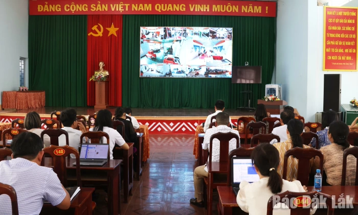 Phường Thành Nhất đẩy mạnh ứng dụng công nghệ thông tin trong cuộc bầu cử