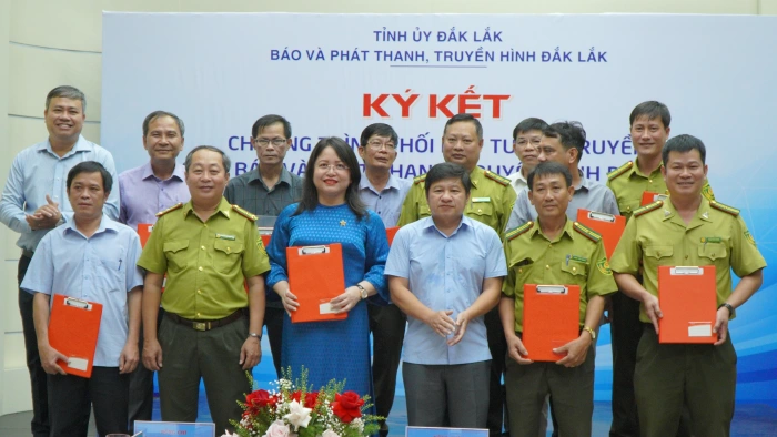 Tăng cường công tác tuyên truyền, phát huy hiệu quả quản lý, bảo vệ rừng