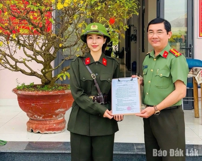 Cô gái trẻ tình nguyện lên đường vì bình yên Tổ quốc