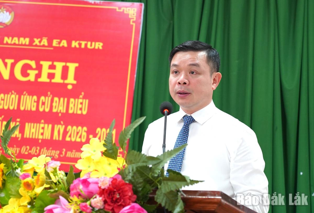 Đồng chí Đỗ Hữu Huy, Ủy viên dự khuyết Ban Chấp hành Trung ương Đảng, Phó Bí thư Tỉnh ủy trình bày chương trình hành động.