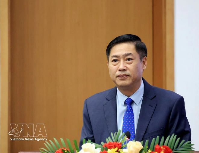 Nguyen Huu Dong, Chairman of the National Assemblys Committee for Deputy Affairs and member of the National Election Council (NEC), speaks at the event. (Photo: VNA).