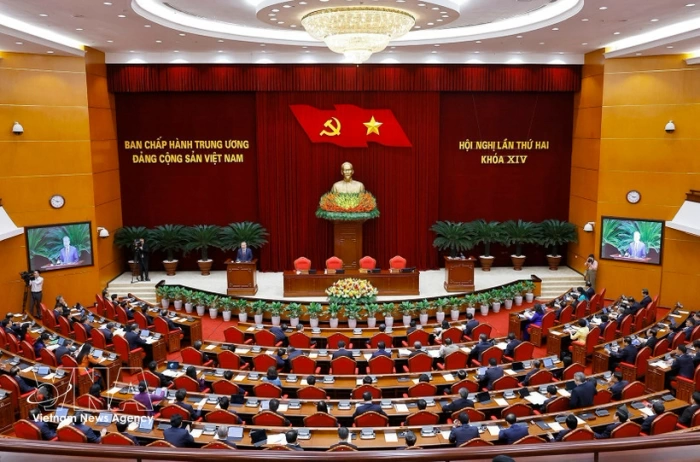 Party Central Committee’s 2nd meeting closes, reaching high consensus on major issues