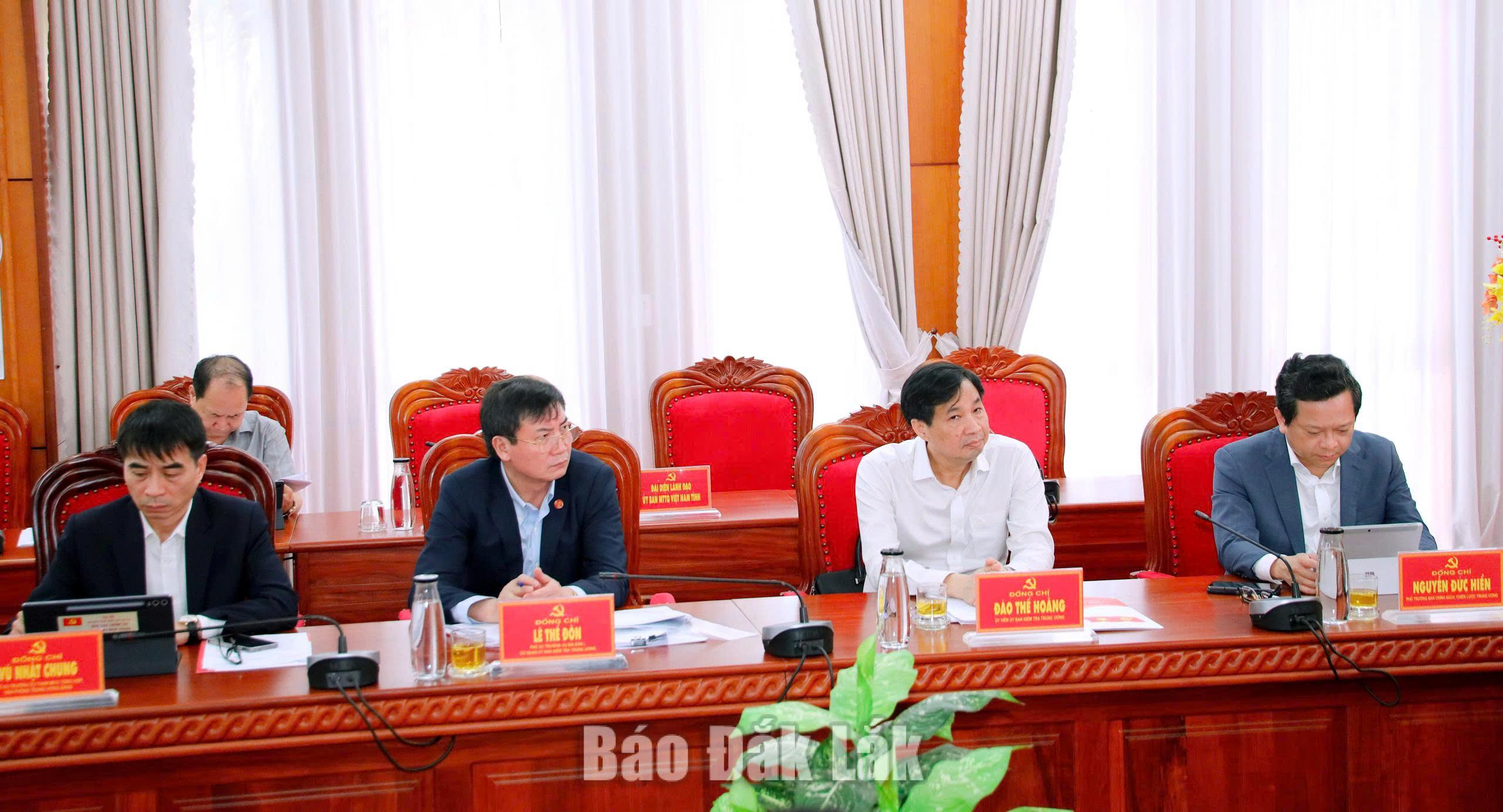 Các thành viên trong Đoàn kiểm tra, giám sát số 26 của Bộ Chính trị, Ban Bí thư.