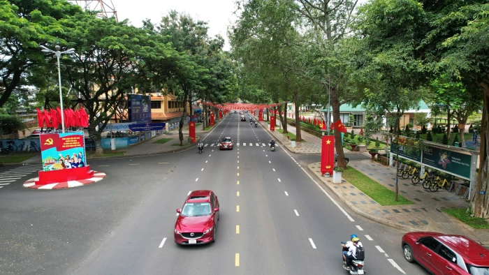 Triển khai ứng dụng IoT trong giao thông thông minh gắn với quy hoạch hạ tầng đô thị