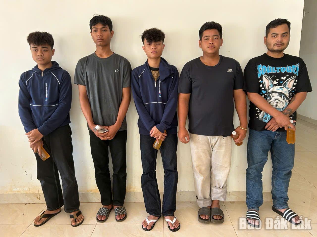 Các đối tượng tại cưo quan công an