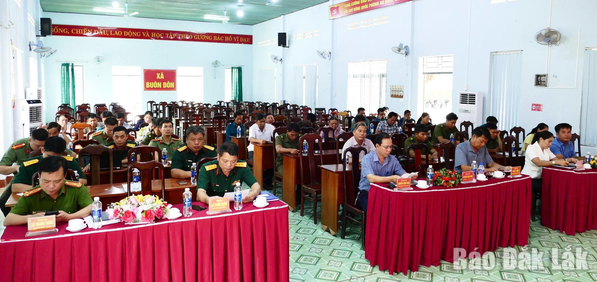 Các đại biểu tham dự hội nghị.