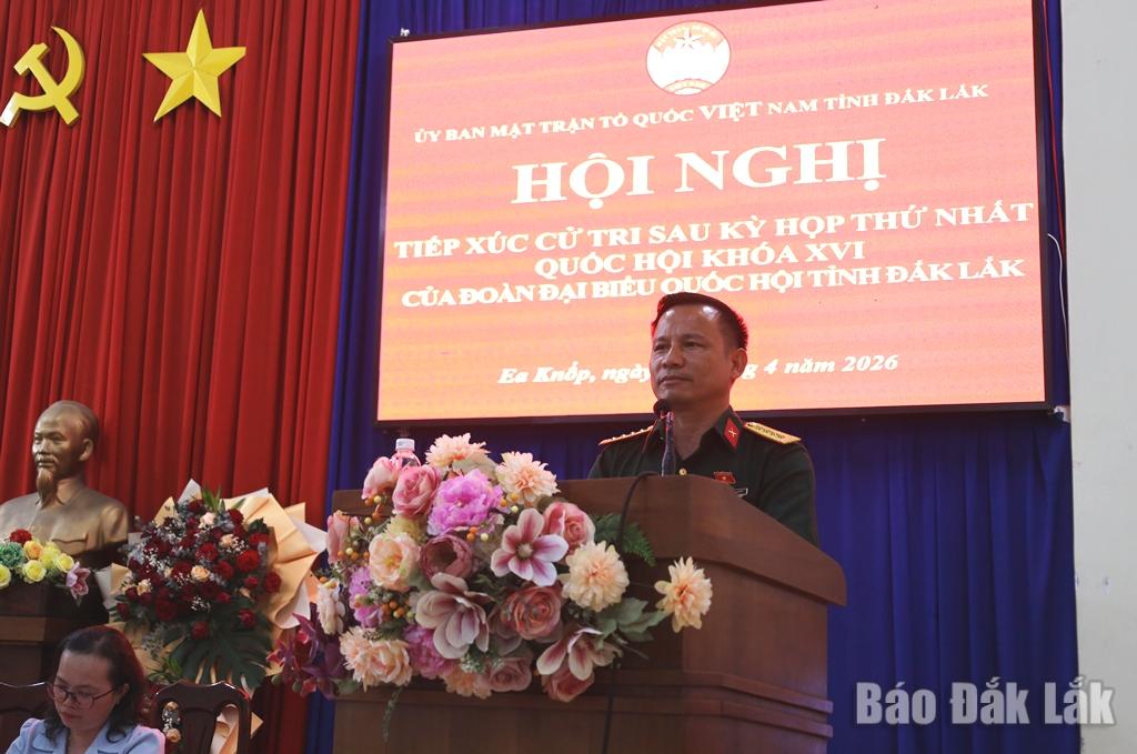 Đại tá, Phó Chỉ huy trưởng Bộ Chỉ huy Quân sự tỉnh Trần Quang Tâm báo cáo Kỳ họp thứ Nhất, Quốc hội khóa XVI. 