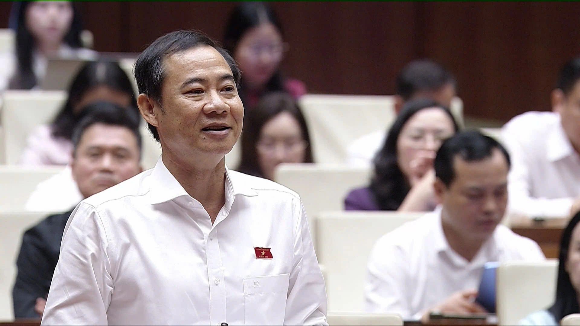 Đại biểu Nguyễn Thái Học (Đoàn ĐBQH tỉnh Đắk Lắk) phát biểu thảo luận. Ảnh: quochoi.vn