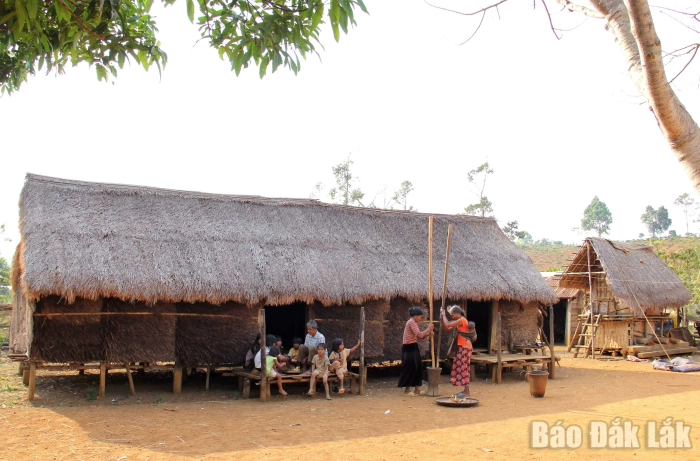 Ngôi trường đầu tiên mang tên gia đình
