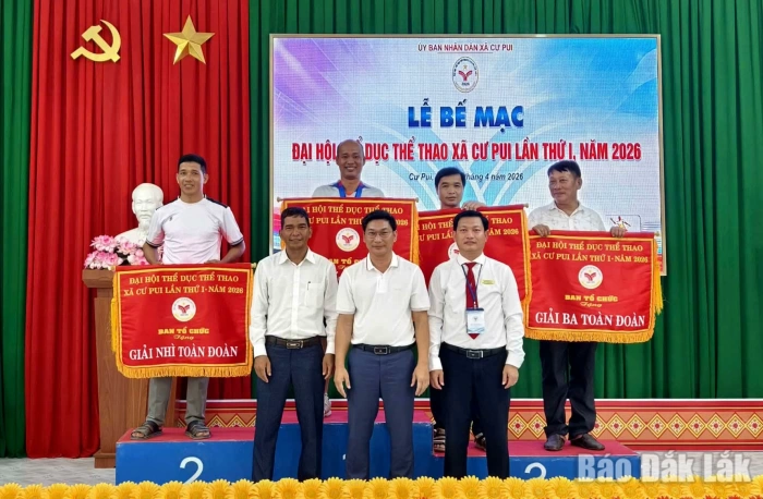 Bế mạc Đại hội Thể dục thể thao xã Cư Pui lần thứ I: Khối trường học giành giải nhất toàn đoàn