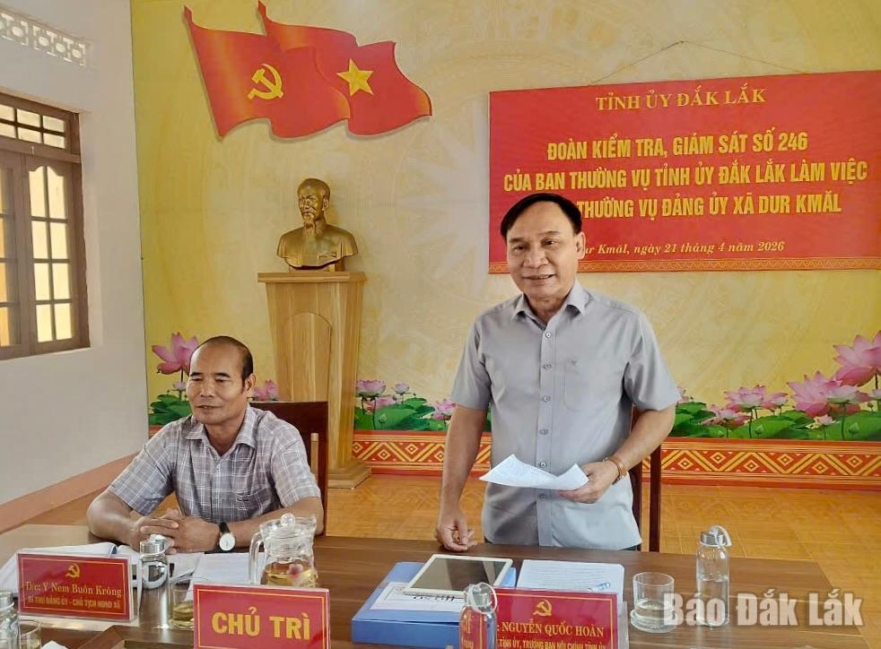 đồng chí Nguyễn Quốc Hoàn kết luận buổi làm việc.