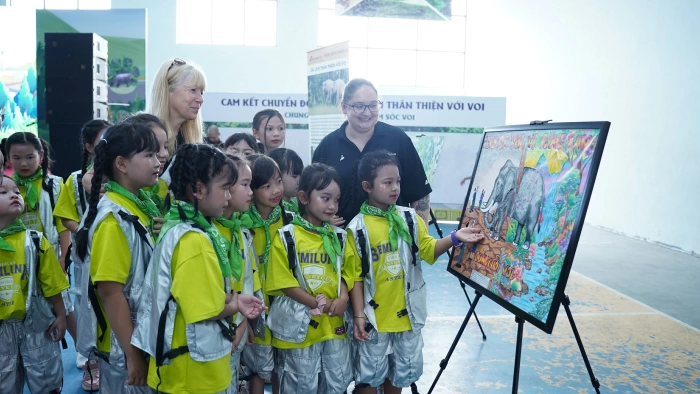 Ngày hội du lịch: Dấu chân với hạnh phúc