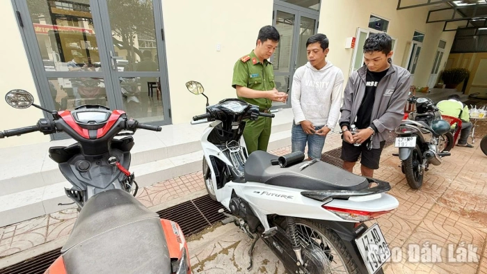 Trộm xe máy, còn manh động chống trả lực lượng chức năng