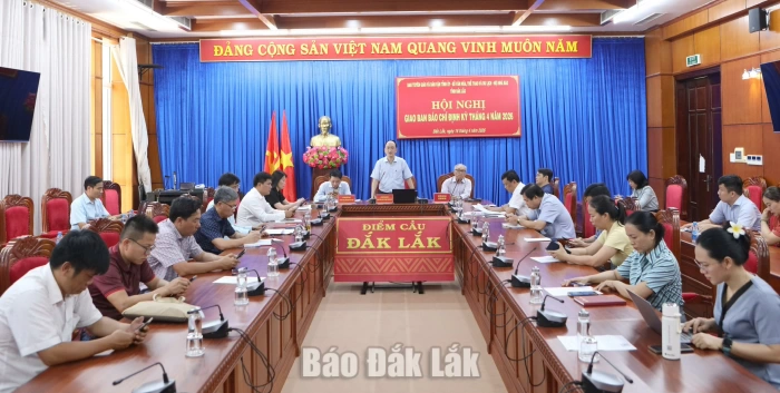 Đẩy mạnh tuyên truyền thực hiện nghị quyết gắn với phát triển kinh tế - xã hội