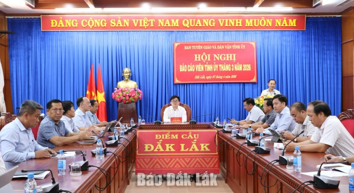 Hơn 3.000 đại biểu tham dự hội nghị báo cáo viên Tỉnh ủy tháng 3