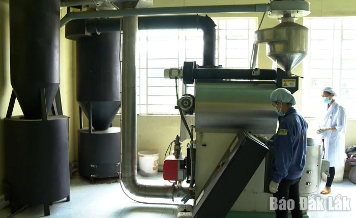 Shared responsibility between enterprises and banks