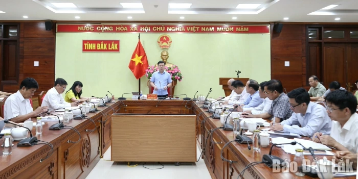 Establish “green lane” mechanism for priority projects