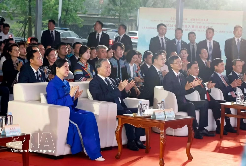General Secretary of the Communist Party of Vietnam Central Committee and State President To Lam and his spouse at the launch ceremony of the Vietnam–China Border People’s Festival 2026 on April 17 in Nanning city of Guangxi as part of his state visit to China. (Photo: VNA)