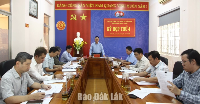 Thông cáo báo chí của Ủy ban Kiểm tra Tỉnh ủy