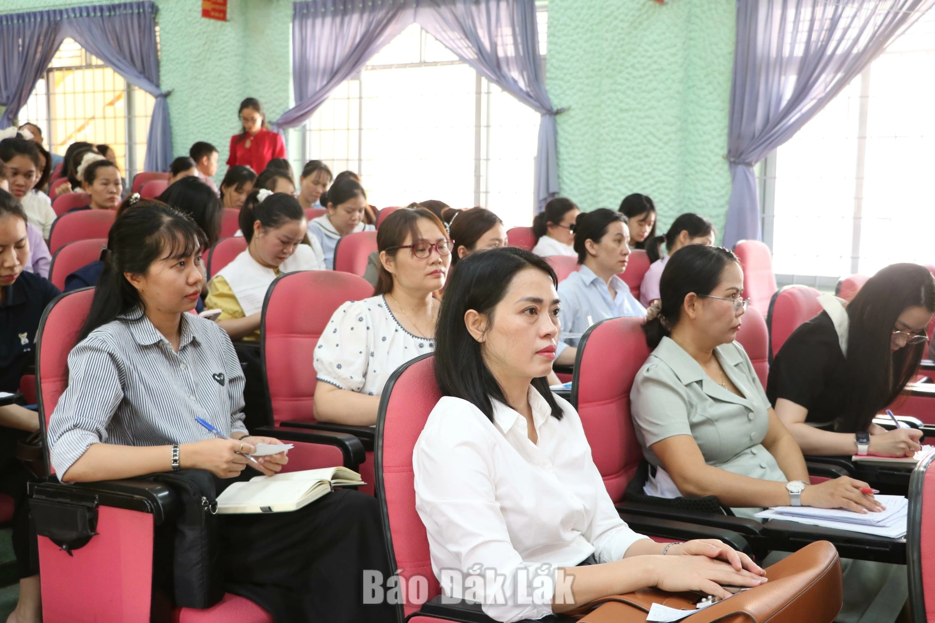 Các học viên tham dự lớp học.