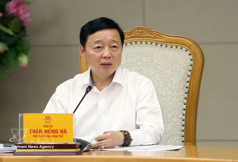 Deputy Prime Minister Tran Hong Ha speaks at the 33rd meeting of the National Steering Committee for Combating Illegal, Unreported and Unregulated (IUU) Fishing. (Photo: VNA)