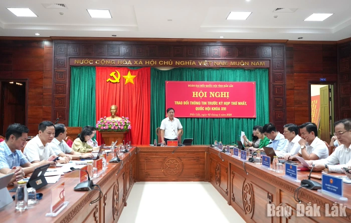 Đoàn đại biểu Quốc hội tỉnh trao đổi thông tin trước Kỳ họp thứ Nhất, Quốc hội khóa XVI