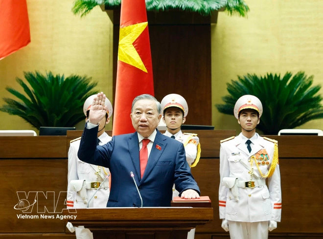 State President To Lam takes the oath. (Photo: VNA)