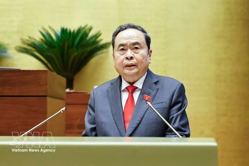 Chairman of the 15th National Assembly Tran Tranh Man delivers the opening remarks at the first session of the 16th National Assembly. (Photo: VNA)