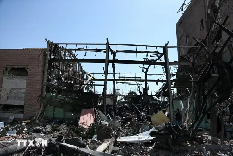 Tòa nhà bị phá hủy sau vụ không kích của Mỹ và Israel xuống Trường đại học Shahid Beheshti ở Tehran, Iran ngày 4/4. Ảnh: TTXVN