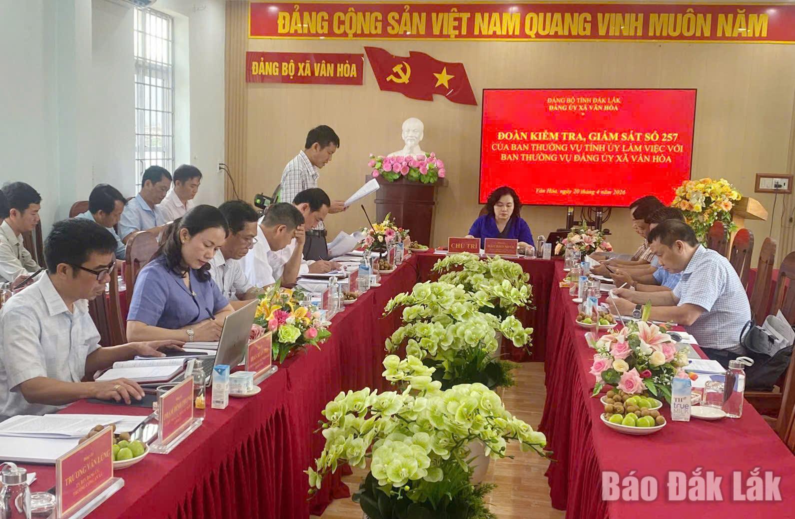 Đồng chí Đào Bảo Minh, Ủy viên Ban Thường vụ Tỉnh ủy, Bí thư Đảng ủy, Chủ tịch HĐND phường Tuy Hòa chủ trì buổi giám sát.