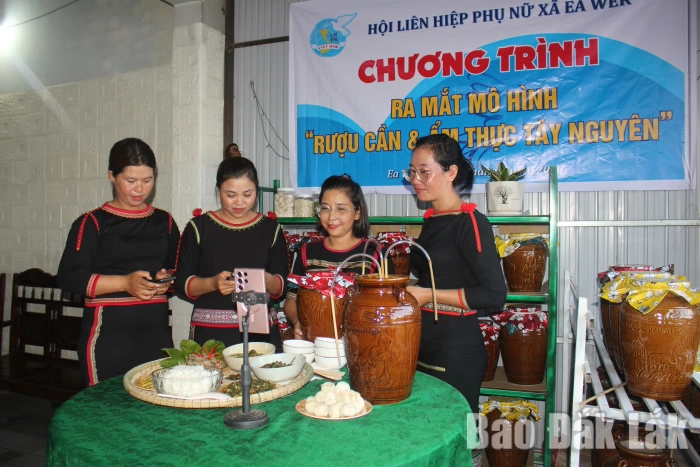 Xã Ea Wer ra mắt mô hình phụ nữ dân tộc thiểu số khởi nghiệp