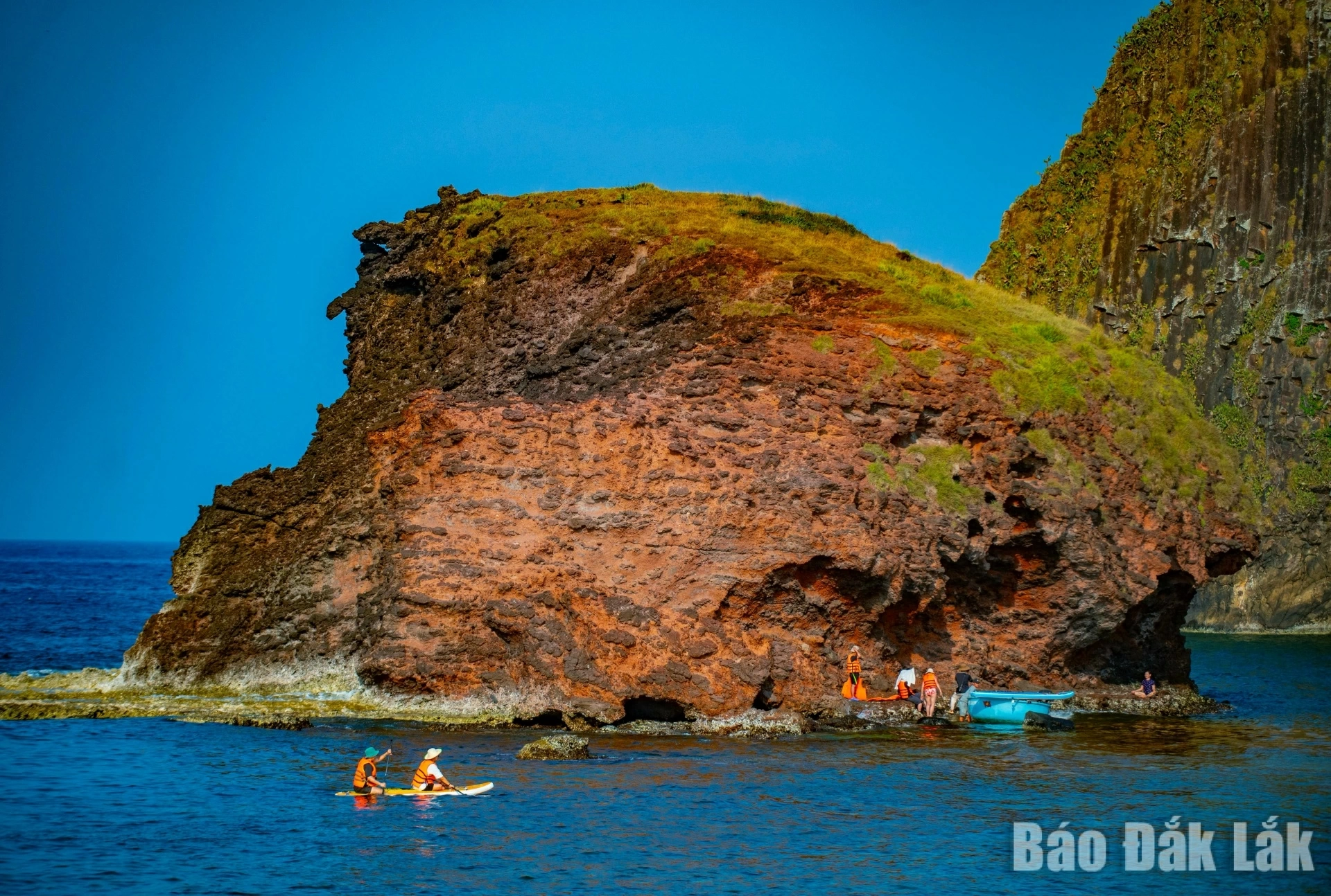 Many tourists coming to this area to experience it.