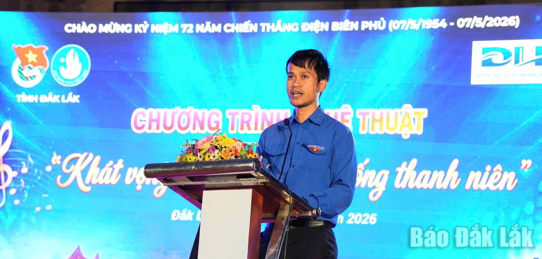 Phó Bí thư Thường trực Tỉnh Đoàn Y Lê Pas Tơr phát biểu tại chương trình.