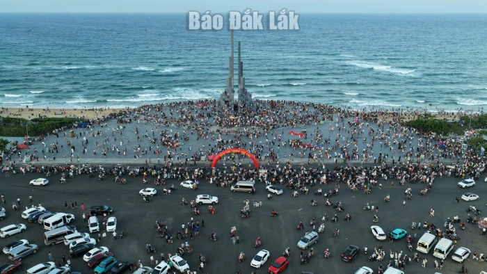 Cảnh sát giao thông Đắk Lắk tuần tra phủ kín địa bàn, bảo đảm an toàn giao thông dịp lễ