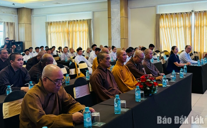 Sở Dân tộc và Tôn giáo tỉnh thông tin tình hình kinh tế - xã hội, tôn giáo cho chức sắc, chức việc