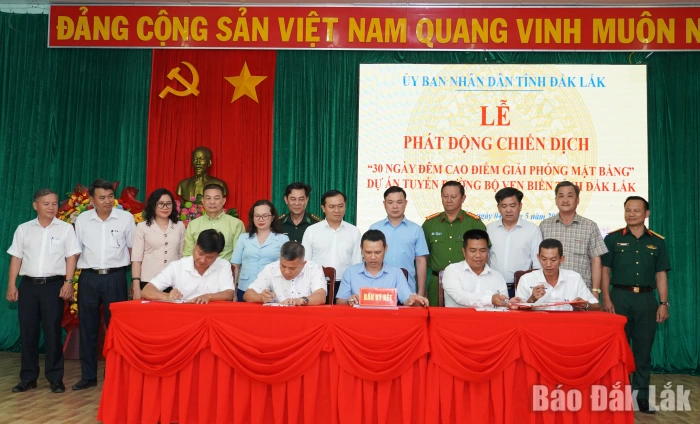 Phát động chiến dịch 30 ngày đêm giải phóng mặt bằng Tuyến đường bộ ven biển